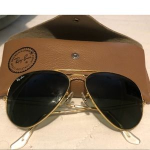 VINTAGE RAY-BAN AVIATORS